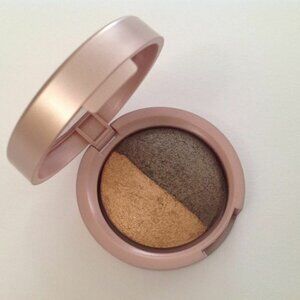 COPY - Laura Geller Baked Marble Shadow Duo in Gilt/Burnished - Brand new.